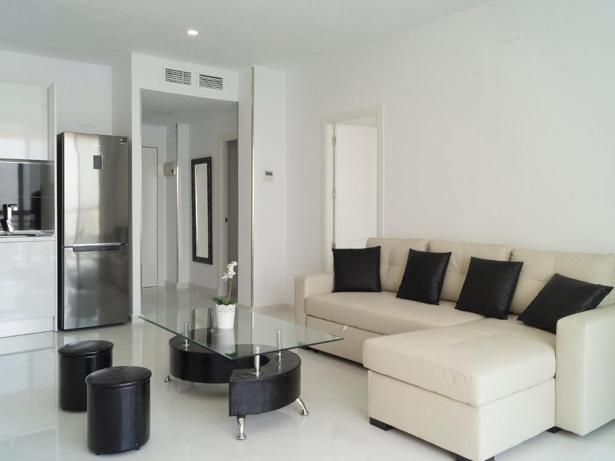 Apartment Castillo De Santa Clara-1 By Interhome توريمولينوس المظهر الخارجي الصورة